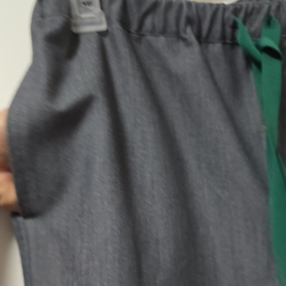 Figs Gray and Green Joggers with Relaxed Fit - Picture 4 of 9
